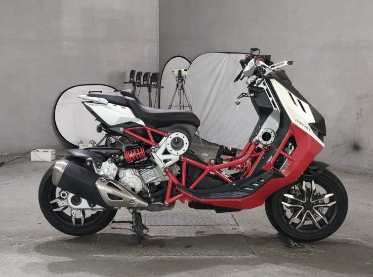 Мотоцикл Italjet DRAGSTAR200 с пробегом 3109 km