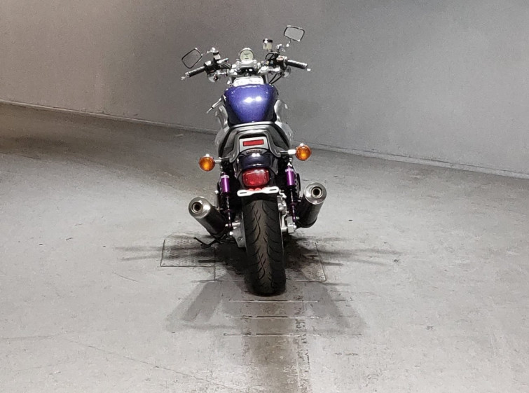 Мотоцикл Yamaha V-MAX1200 з пробігом 5306 m