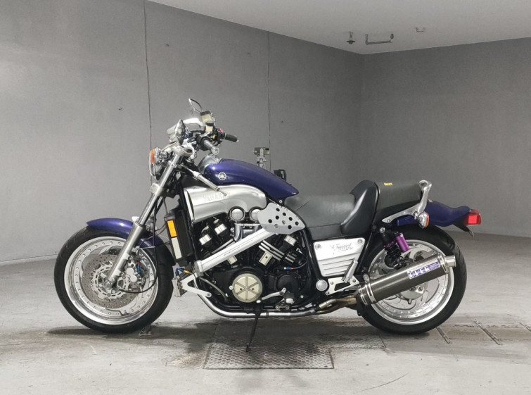 Мотоцикл Yamaha V-MAX1200 з пробігом 5306 m