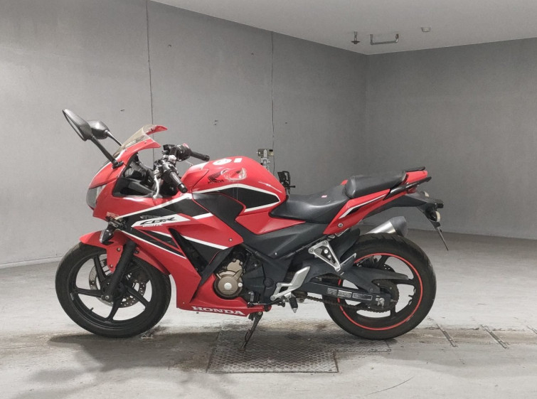 Мотоцикл Honda CBR250R с пробегом 29438 km