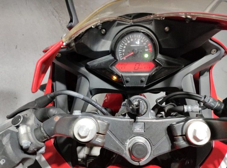 Мотоцикл Honda CBR250R с пробегом 29438 km
