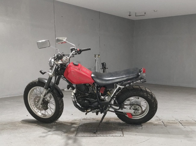 Мотоцикл Yamaha TW200 з пробігом 5232 km
