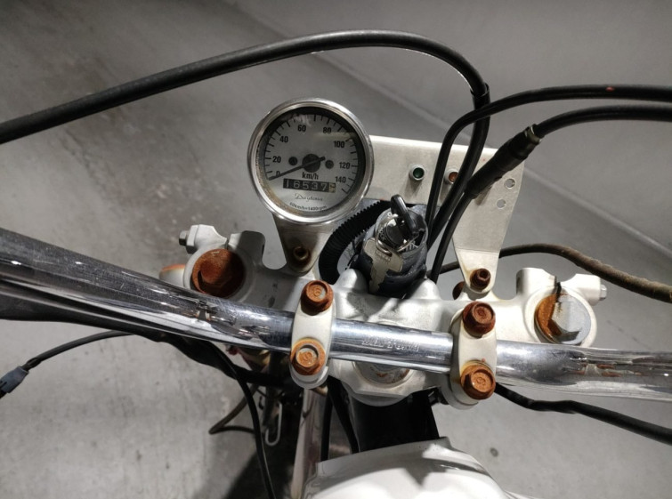 Мотоцикл Yamaha TW200 с пробегом 16537 km