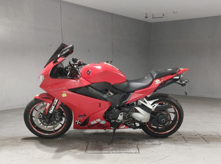 Мотоцикл Honda VFR800F с пробегом 68504 km