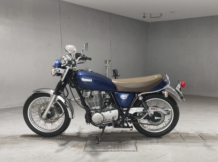 Мотоцикл Yamaha SR400 с пробегом 1169 km