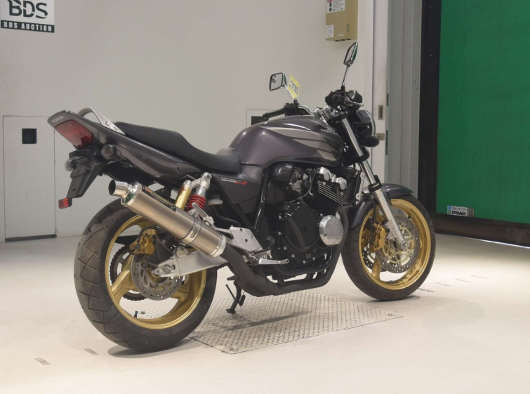 Мотоцикл Honda CB400SF с пробегом 2042 km