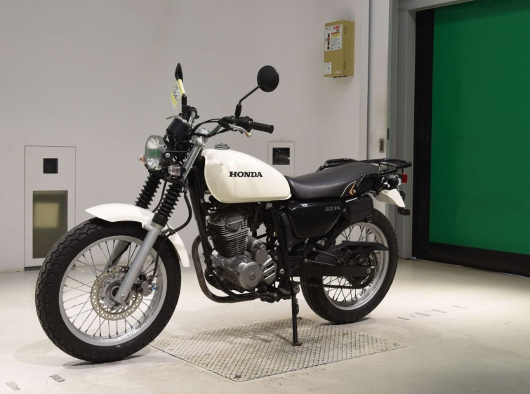 Мотоцикл Honda CB223S с пробегом 8834 km