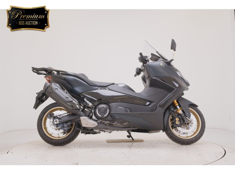 Мотоцикл Yamaha T-MAX560T с пробегом 3271 km