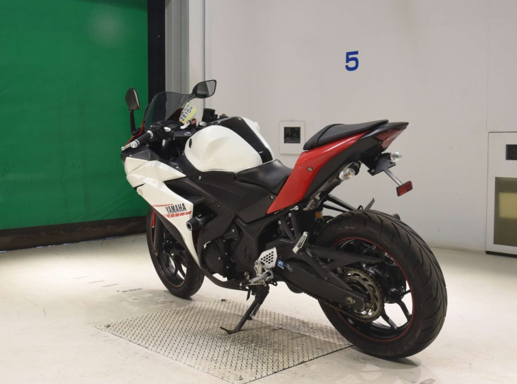 Мотоцикл Yamaha YZF-R25 с пробегом 21188 km