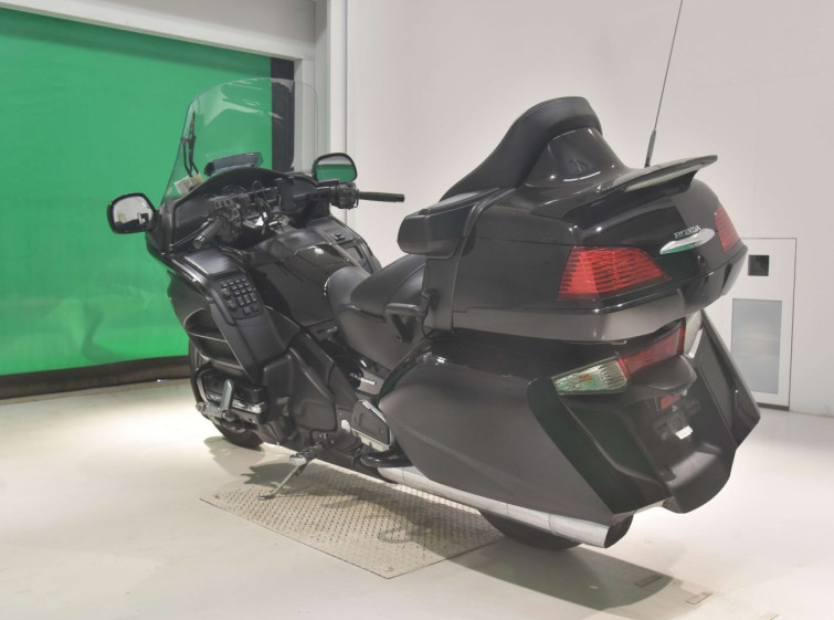 Мотоцикл Honda GL1800 с пробегом 17382 km