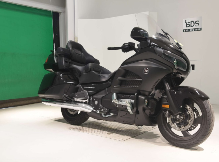 Мотоцикл Honda GL1800 с пробегом 17382 km