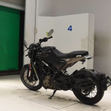 Мотоцикл Husqvarna SVARTPILEN 401 з пробігом 9336 km