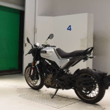 Мотоцикл Husqvarna VITPILEN 401 с пробегом 5835 km