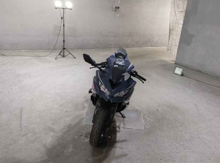 Мотоцикл Kawasaki NINJA ZX-25R с пробегом 14502 km