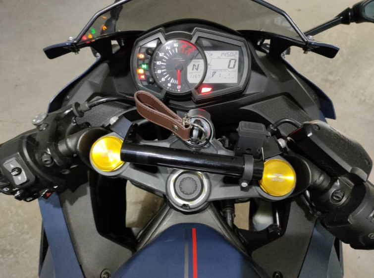 Мотоцикл Kawasaki NINJA ZX-25R с пробегом 14502 km