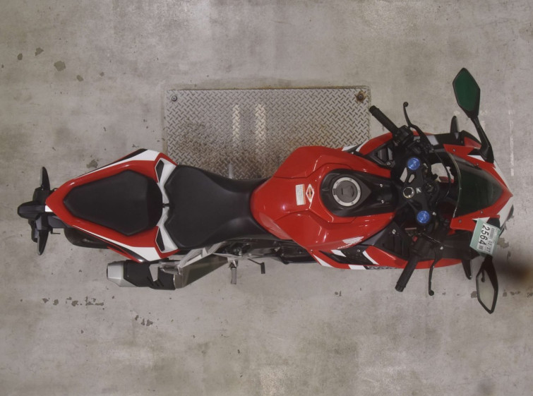 Мотоцикл Honda CBR250RR с пробегом 10135 km