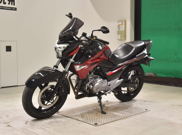Мотоцикл Suzuki GSR250 з пробігом 19736 km