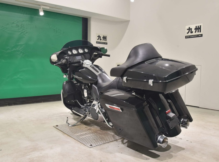 Мотоцикл HD SREET GLIDE FLHX1690 з пробігом 30051 km