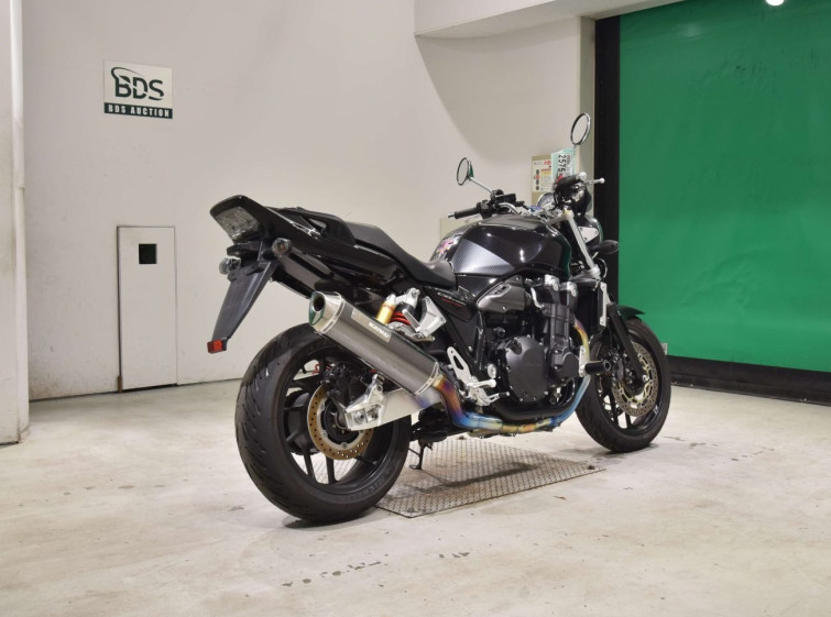 Мотоцикл Honda CB1300SF с пробегом 4718 km