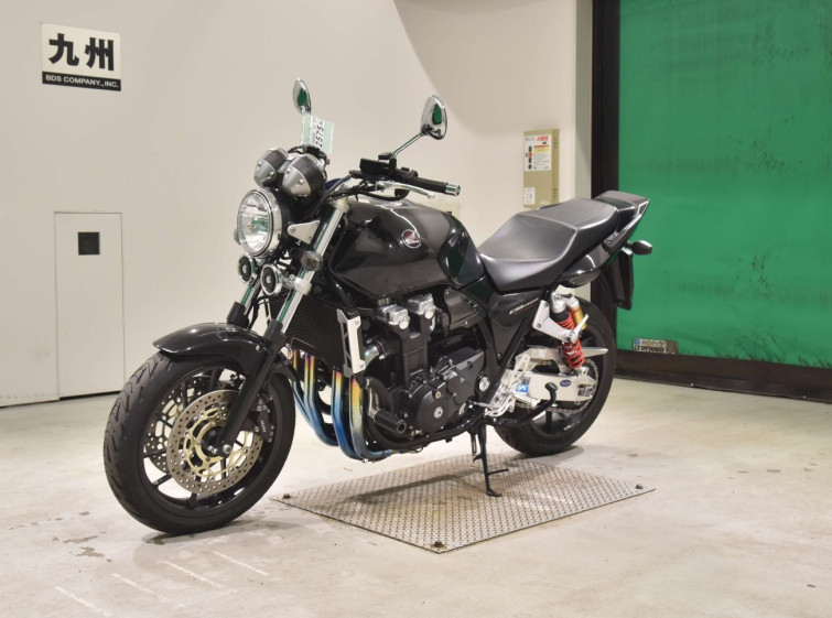 Мотоцикл Honda CB1300SF с пробегом 4718 km