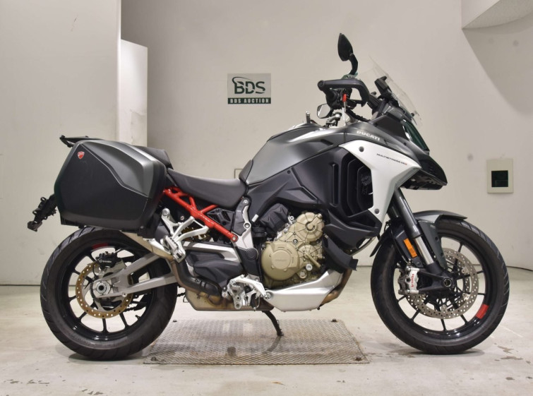 Мотоцикл Ducati MULTISTRADA V4S с пробегом 13884 km