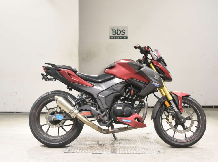 Мотоцикл Honda HORNET 2.0