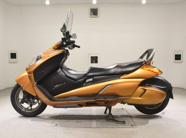 Мотоцикл Suzuki GEMMA250 з пробігом 17858 km
