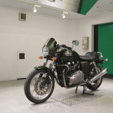 Мотоцикл Triumph THRUXTON 900 з пробігом 31539 km