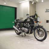 Мотоцикл Triumph THRUXTON 900 з пробігом 31539 km