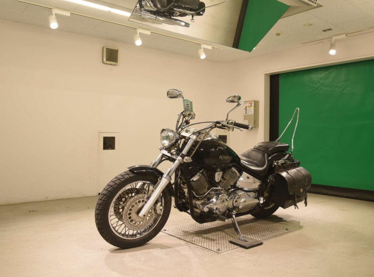 Мотоцикл Yamaha DRAGSTAR XVS1100 с пробегом 34577 km