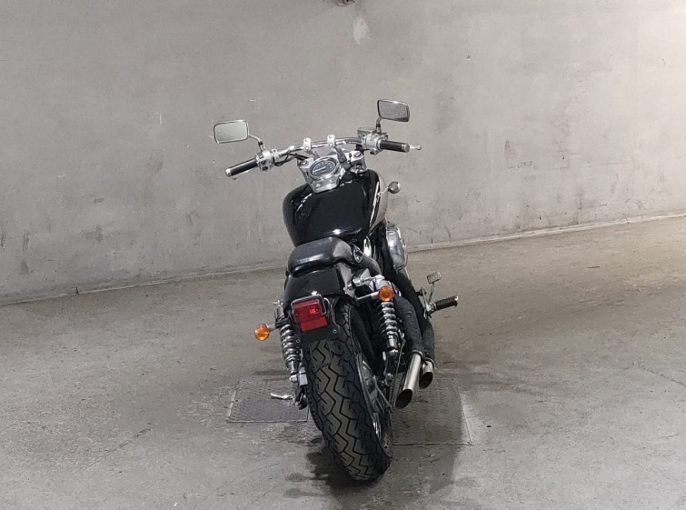 Мотоцикл Honda SHADOW400 SLASHER с пробегом 13143 km