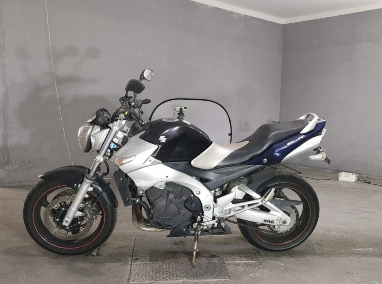 Мотоцикл Suzuki GSR400 с пробегом 19488 km