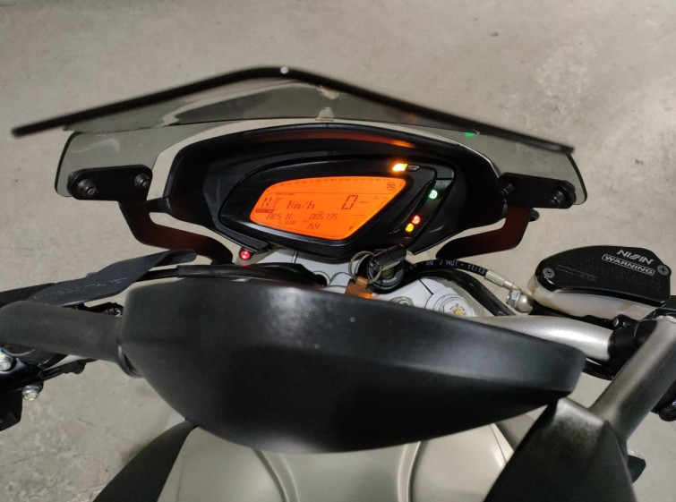 Мотоцикл MV Agusta BRUTALE800 с пробегом 5735 km