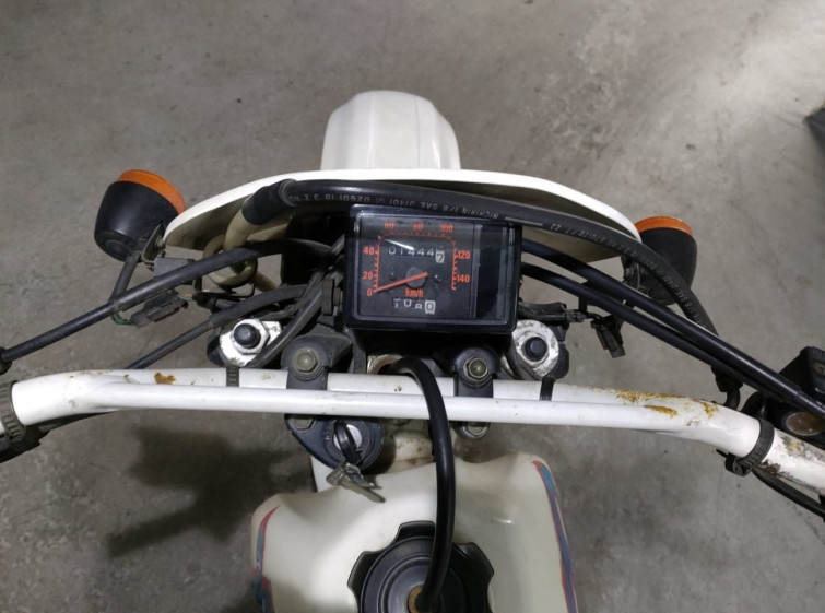 Мотоцикл Honda XR250 з пробігом 1444 km