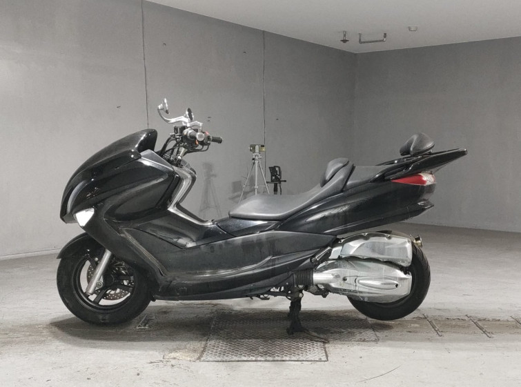 Мотоцикл Yamaha MAJESTY 250 з пробігом 43562 km