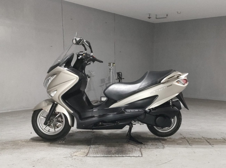 Мотоцикл Suzuki BURGMAN200 с пробегом 10562 km