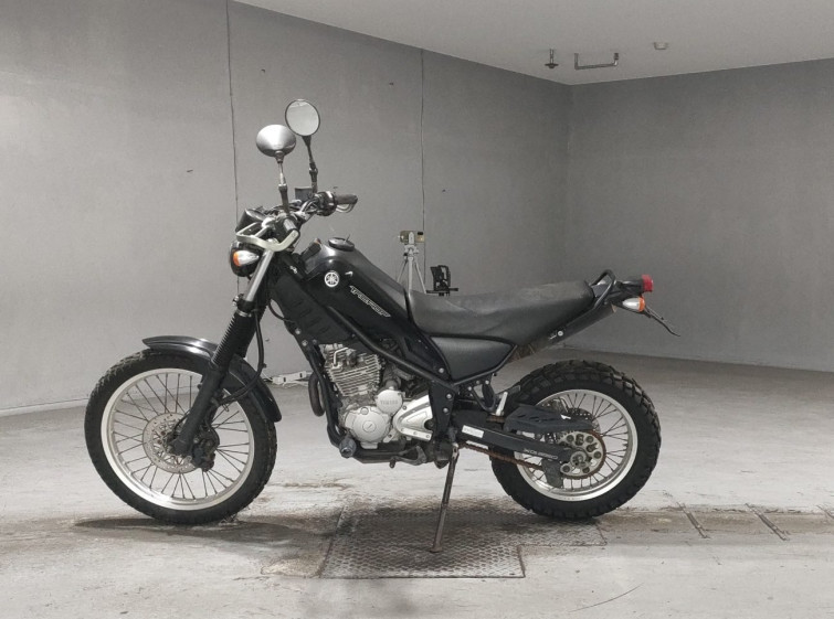 Мотоцикл Yamaha TRICKER с пробегом 22270 km