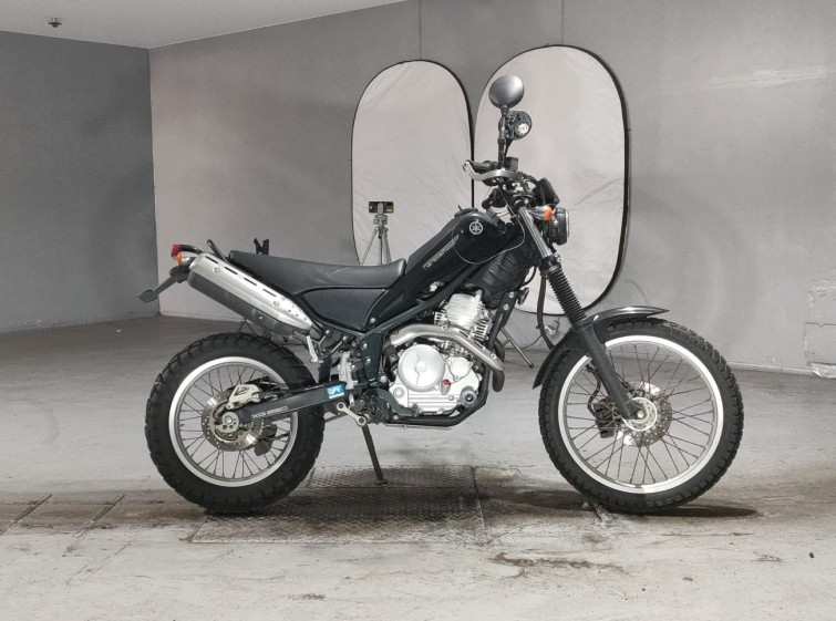Мотоцикл Yamaha TRICKER с пробегом 22270 km