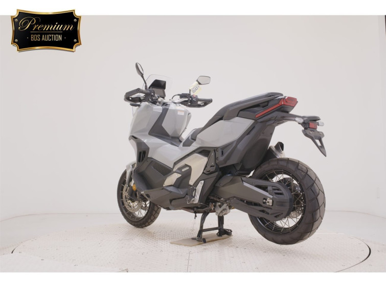 Мотоцикл Honda X-ADV750-2 с пробегом 15439 km
