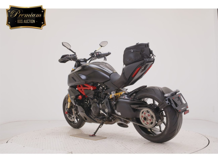 Мотоцикл Ducati DIAVEL 1260S з пробігом 7368 km