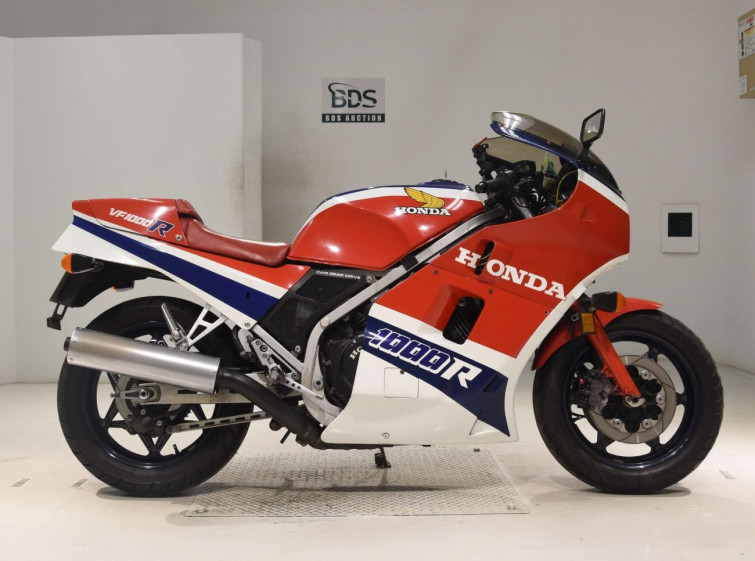 Мотоцикл Honda VF1000R с пробегом 32266 km