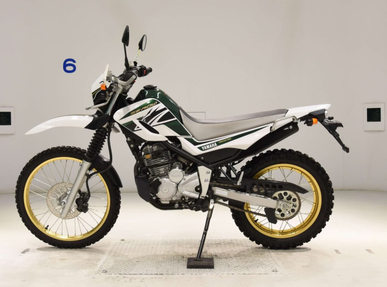 Мотоцикл Yamaha SEROW XT250 з пробігом 838 km