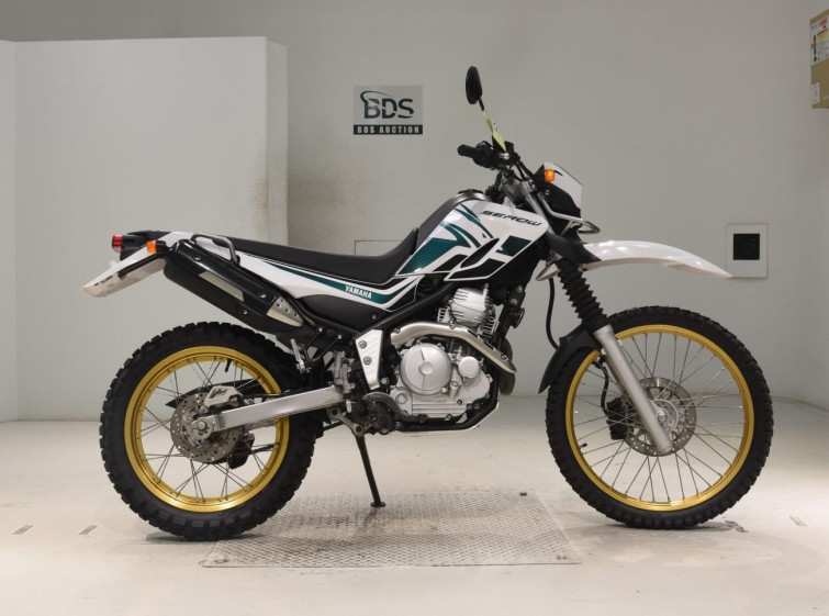 Мотоцикл Yamaha SEROW XT250 з пробігом 10762 km