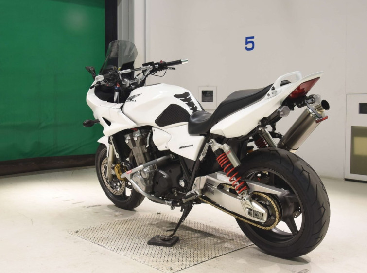 Мотоцикл Honda CB1300SF с пробегом 57509 km