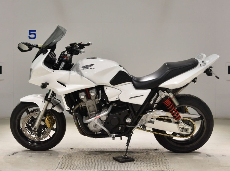 Мотоцикл Honda CB1300SF с пробегом 57509 km