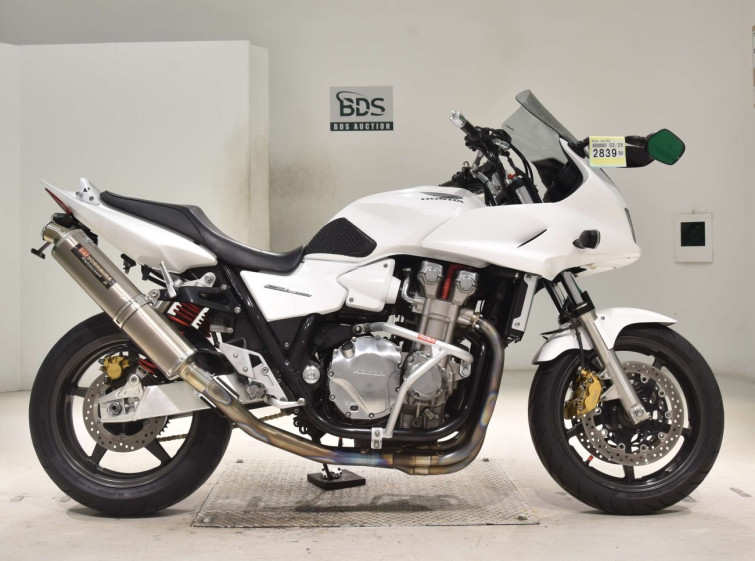 Мотоцикл Honda CB1300SF с пробегом 57509 km