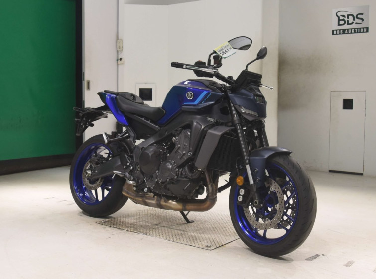 Мотоцикл Yamaha MT-09 с пробегом 11087 km