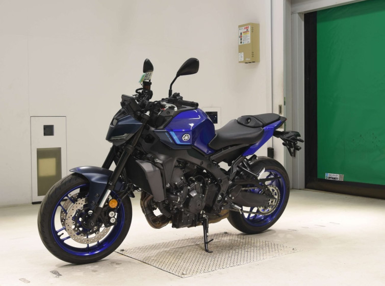 Мотоцикл Yamaha MT-09 с пробегом 11087 km