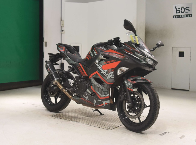 Мотоцикл Kawasaki NINJA250 с пробегом 105587 km