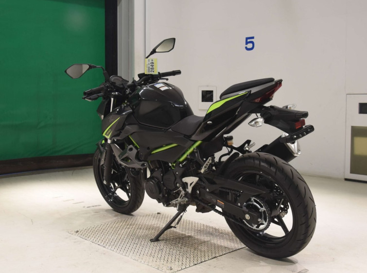 Мотоцикл Kawasaki Z400 с пробегом 11296 km